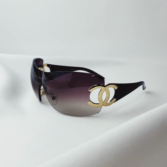 Chanel sunglasses - Picture 12 of 16